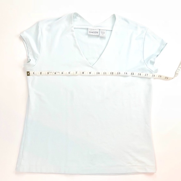 Chico’s Women’s Light Green Tee Shirt 1 - Picture 5 of 5